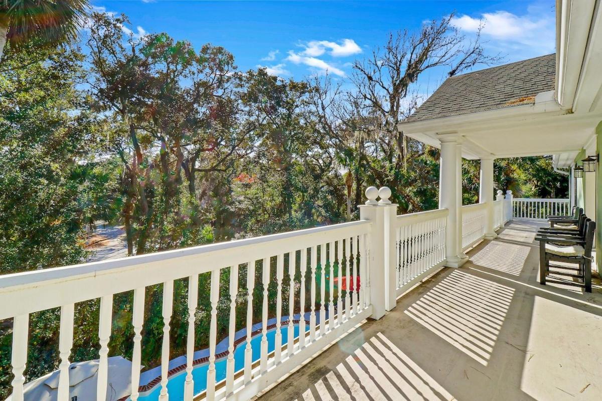 6 Bd 4 And One Half Bath Family Friendly Beach Home With Heated Pool Just A Block To The Beach Hilton Head Island Exterior photo