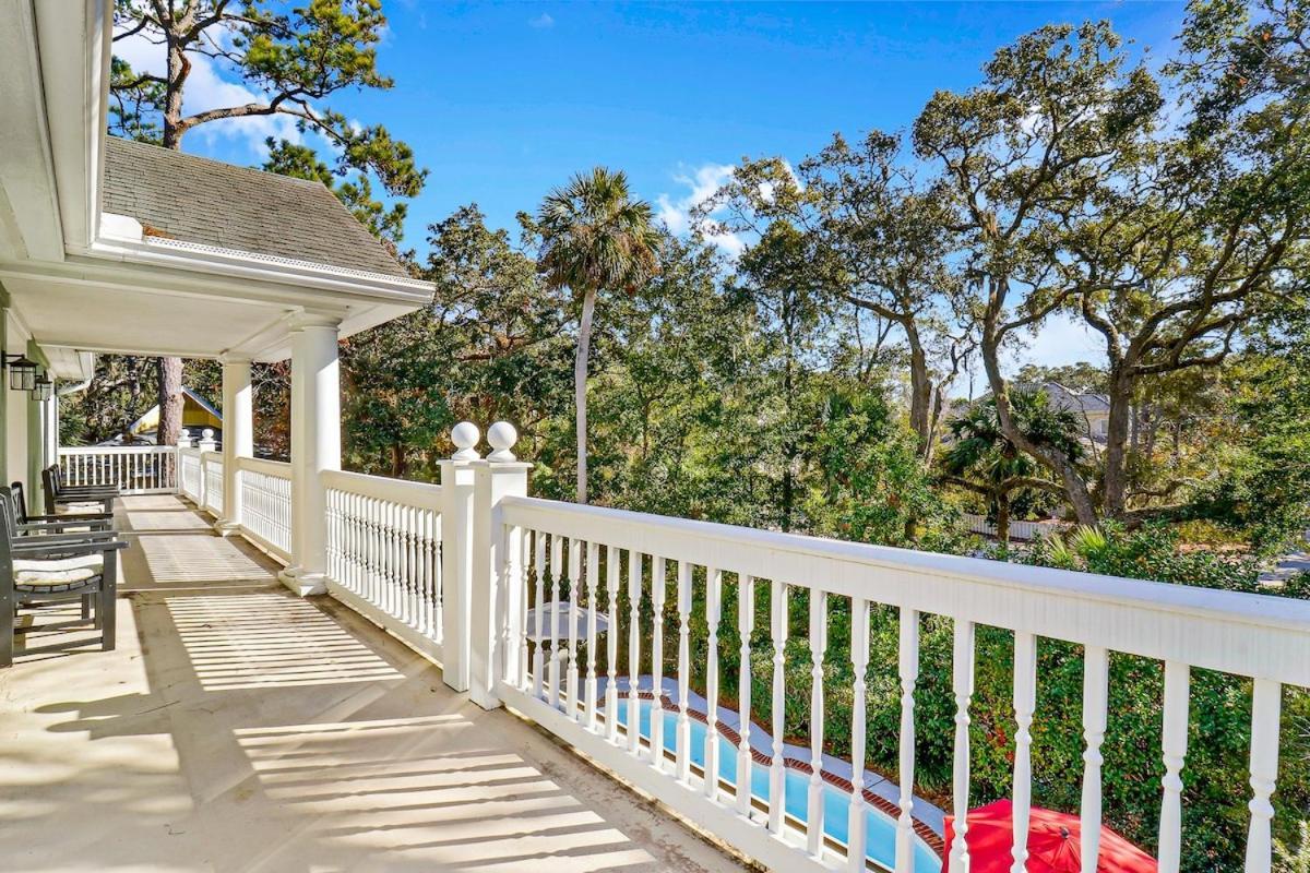 6 Bd 4 And One Half Bath Family Friendly Beach Home With Heated Pool Just A Block To The Beach Hilton Head Island Exterior photo